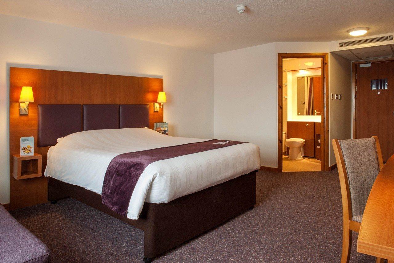 PREMIER INN CARDIFF CITY CENTRE, ⋆⋆⋆, UNITED KINGDOM